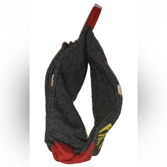 South Park Crew Socks 1 Pair Men 6-12 Gray Red Santa More Presents Christmas NEW - Picture 5 of 9